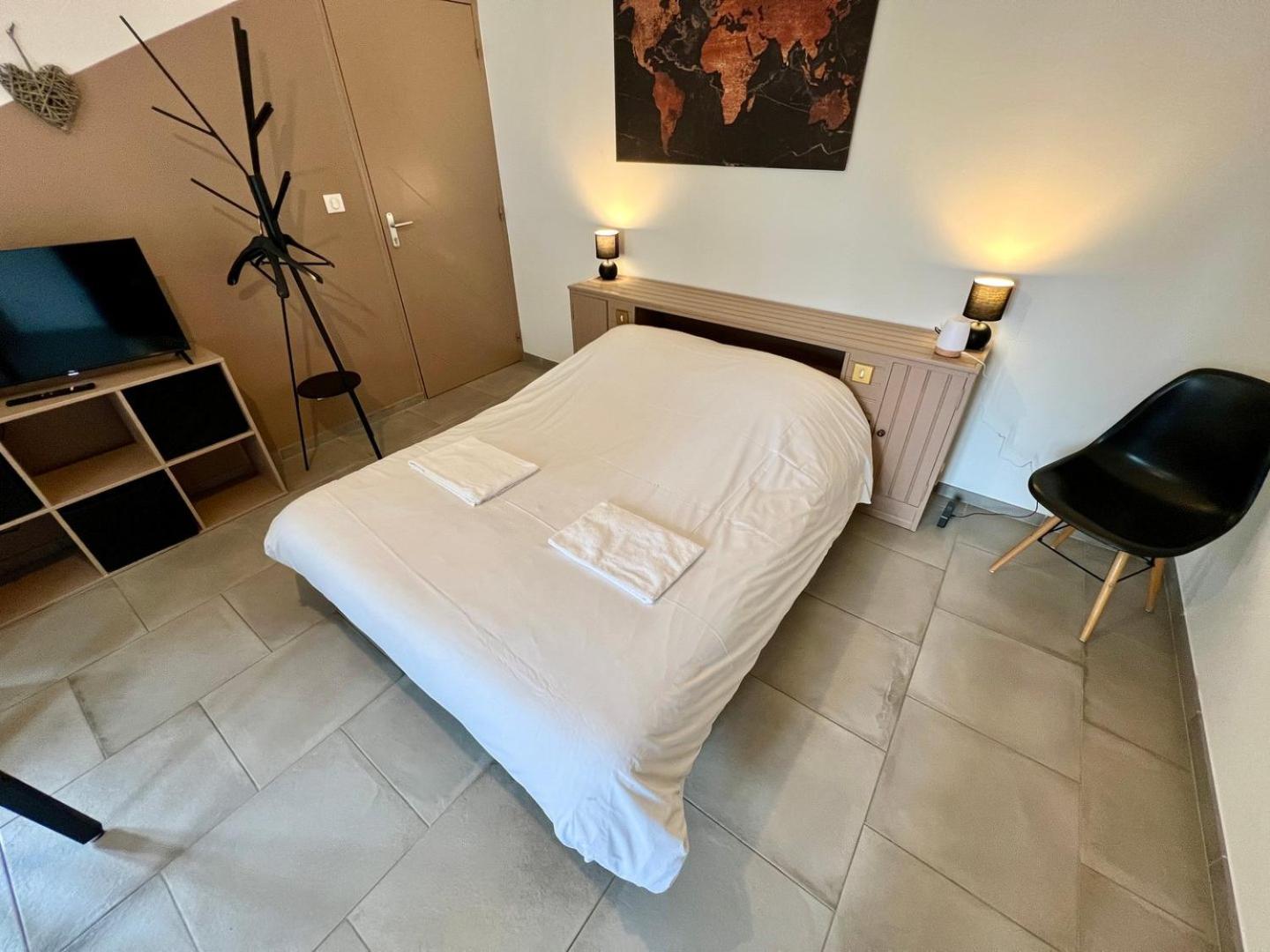 Chez Marcel - Maison 3 Chambres Lussac-les-Chateaux Luaran gambar