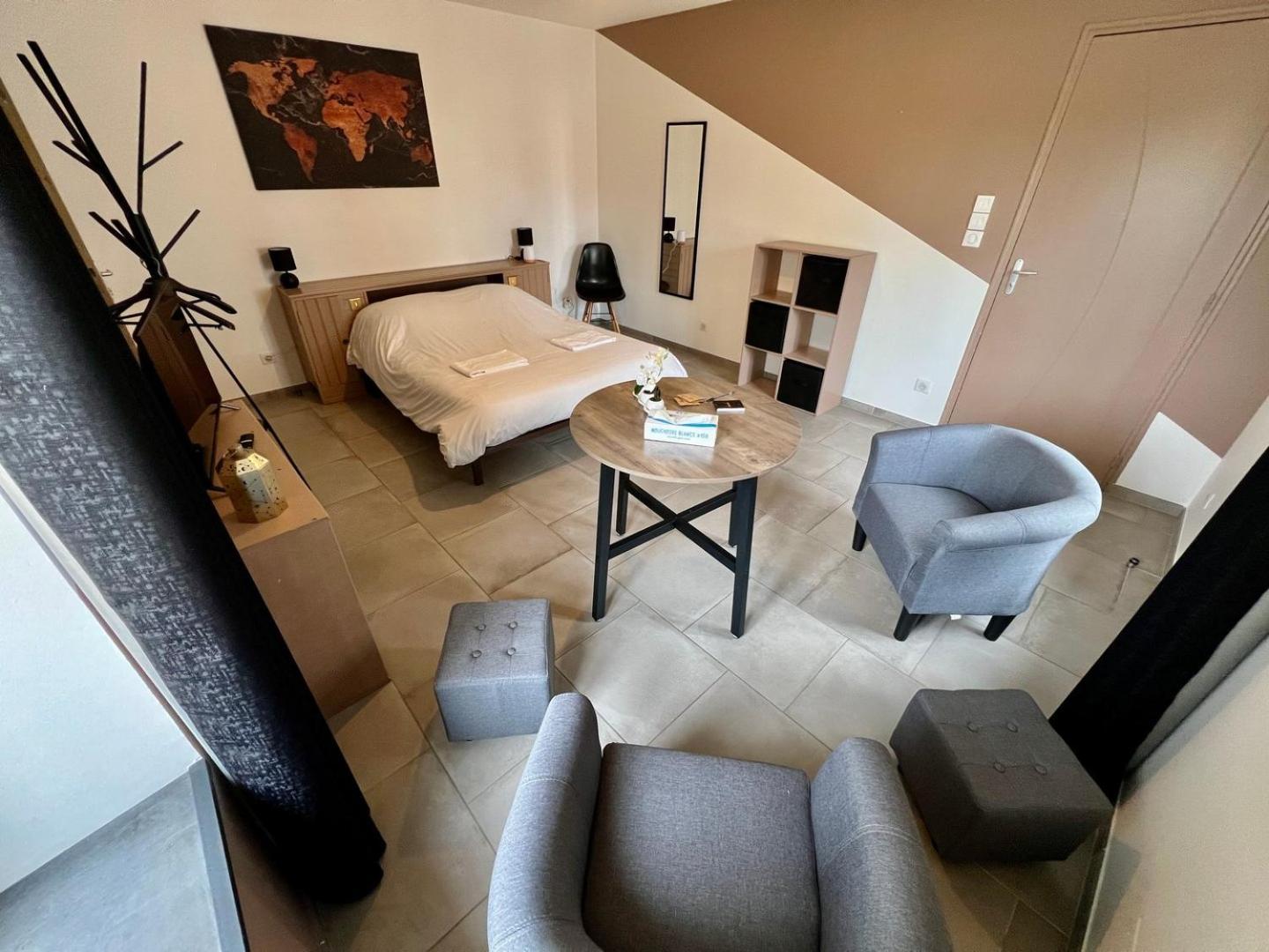 Chez Marcel - Maison 3 Chambres Lussac-les-Chateaux Luaran gambar