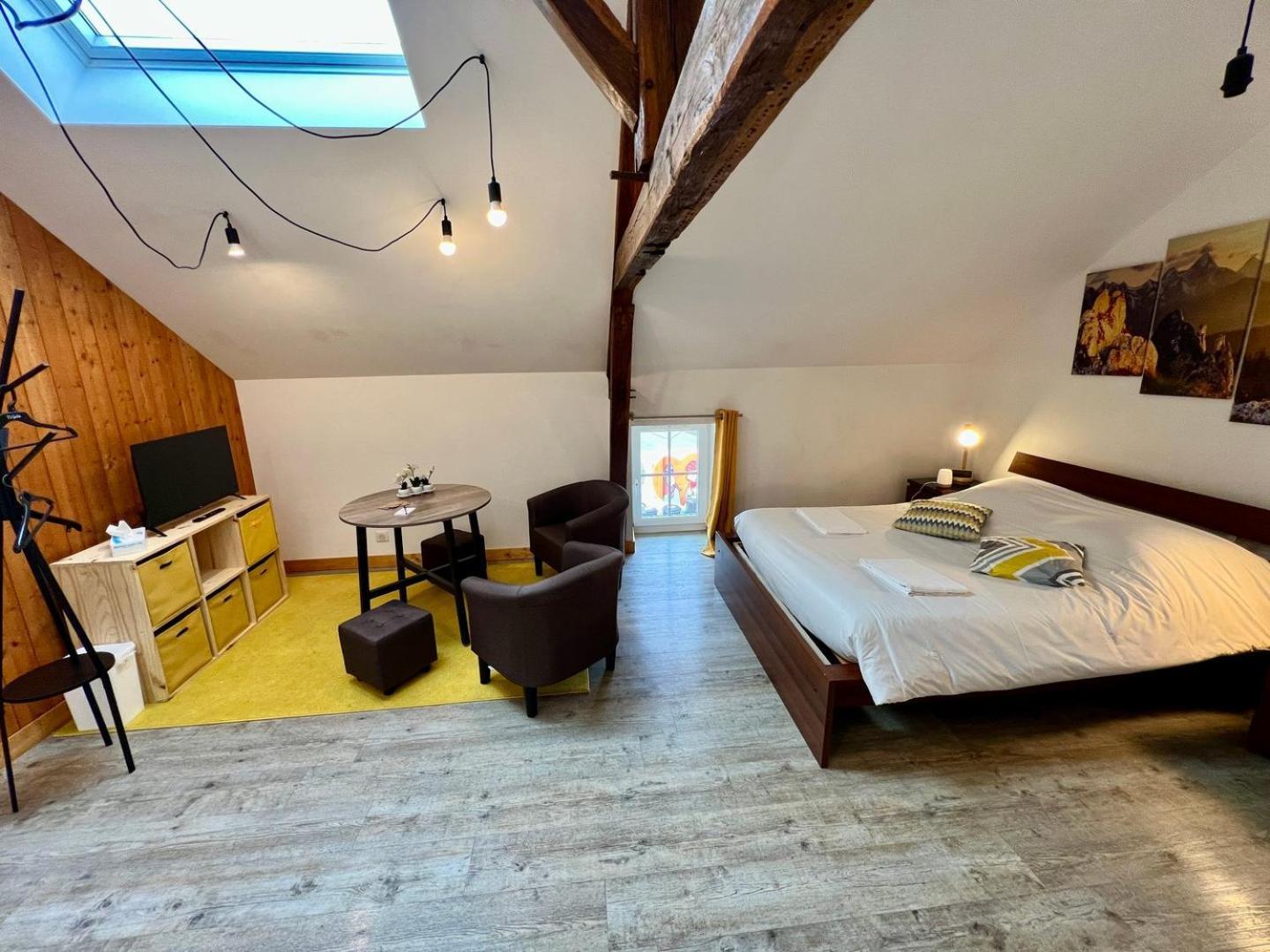 Chez Marcel - Maison 3 Chambres Lussac-les-Chateaux Luaran gambar